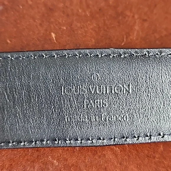 Louis Vuitton Saintulle Noir Epi Belt 104cm Fits Size 31 - 36 - Pre-owned - Picture 4 of 9